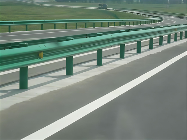 海口波形梁护栏在高速公路的应用